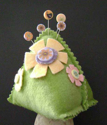 Mockingbird Hill Pincushion Kit
