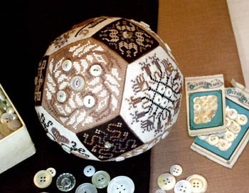 Quaker Button Ball