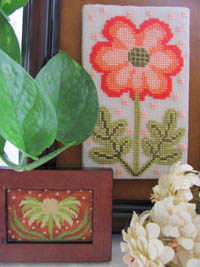 Funky Flower Sisters - Laura & Jennifer