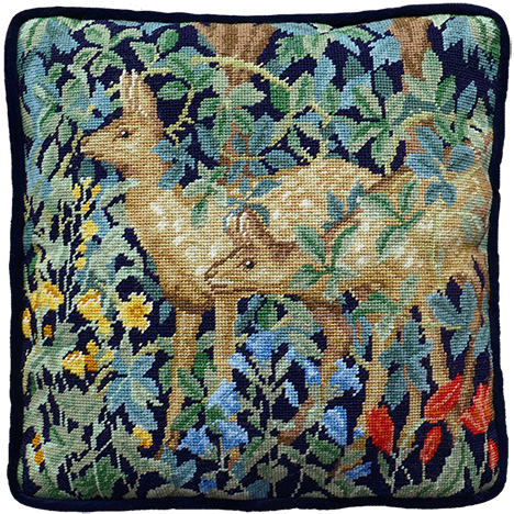 Greenery Deer Tapestry Kit