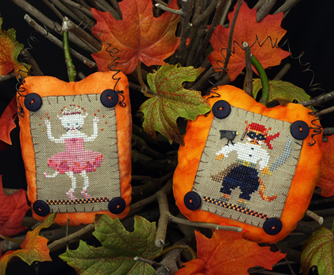 Boo Buttons #1 & Accessory Pack