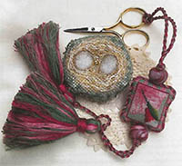 Ruby-Throated Hummingbird Biscornest