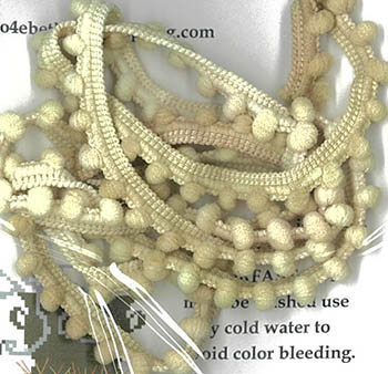 There Mini Pom Pom from Dames of the Needle