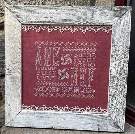 Antonia Pueyo Sampler Petite