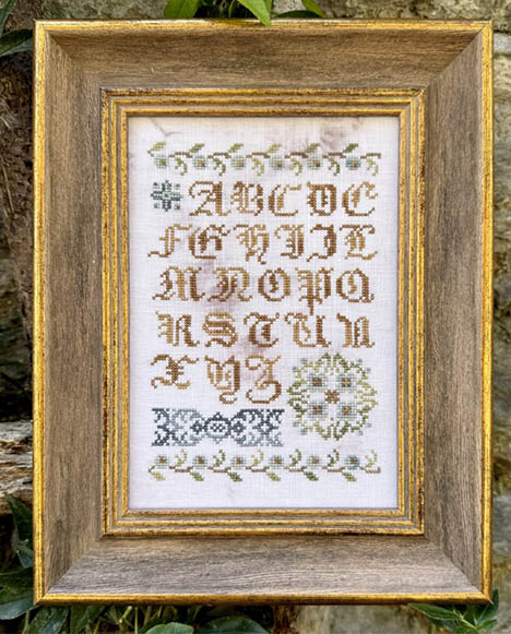 Antonia Rosel Sampler Petite