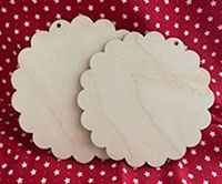 Scalloped Wooden 4 Inch Disc
