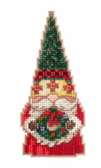 Christmas Gnomes - Gnome with Wreath