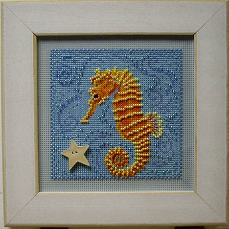 SHOP MODEL - SEAHORSE BUTTON & BEAD KIT