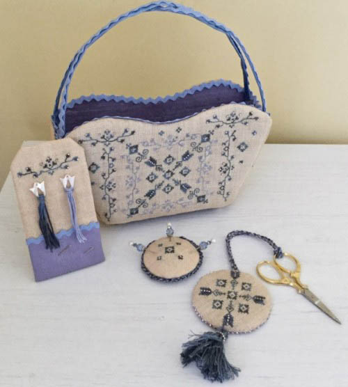 Arabesque Sewing Set