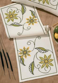 Limegreen Flower Table Runner Kit