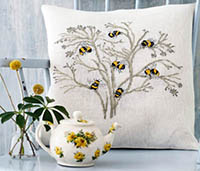 Bees Cushion Kit