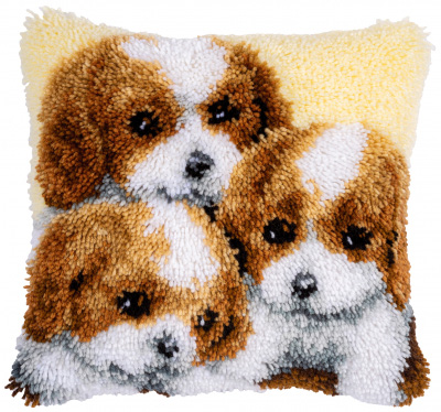 3 Dogs Latch Hook Cushion Kit