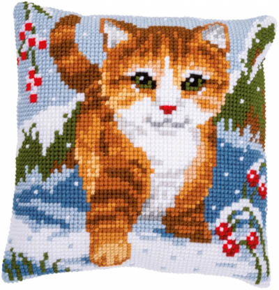 Cat in the Snow Cushion Kit