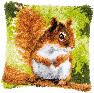 Squirrel Latch Hook Cushion Kit