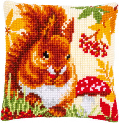 Squirrel In Autumn Cushion Kit