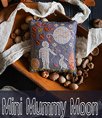 Mini Mummy Moon