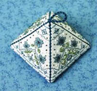 Pretty Pyramid #1 - Tiny Bleuettes