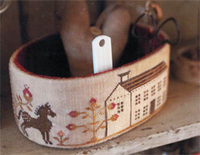 Primrose Farm Sewing Basket