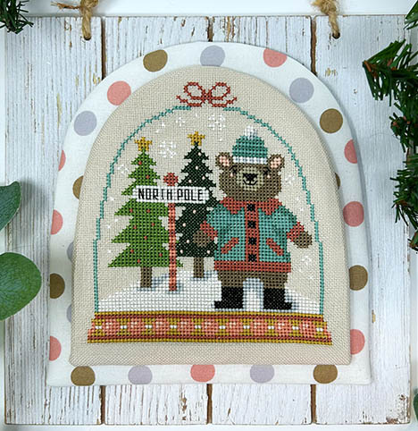Winter Forest Snowglobes - Bear