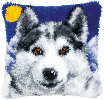 Wolf Latch Hook Cushion Kit