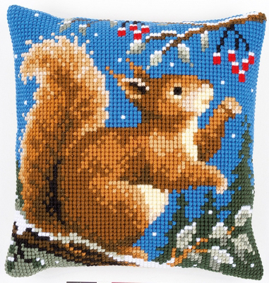 Squirrel in Winter Cushion Kit