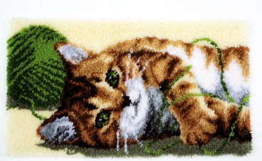 Playful Cat Latch Hook Rug Kit