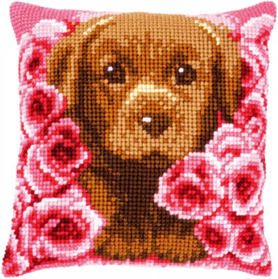 Puppy Between Roses Cushion Kit