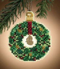 Christmas Jewels - Emerald Wreath