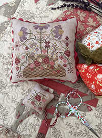Strawberry Basket Pinkeep and Scissor Fob