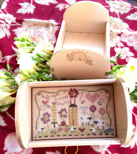 Busy Bees Tray Kit